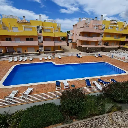 Royal Terrace T2 By Yha Conceicao (Faro)