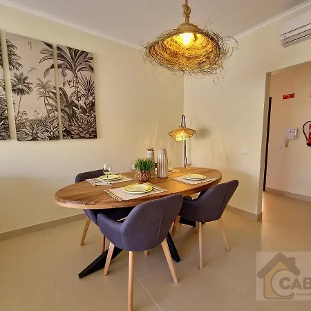 Royal Terrace T2 By Yha Apartment *