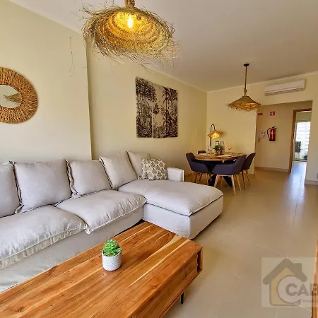 Royal Terrace T2 By Yha Apartment Conceição